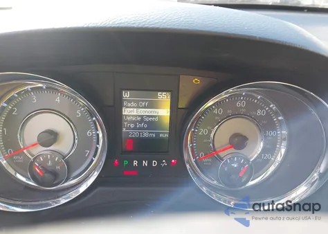 2016 Chrysler Town & Country Touring z USA, uszkodzony, nr VIN 2C4RC1BG8GR222820